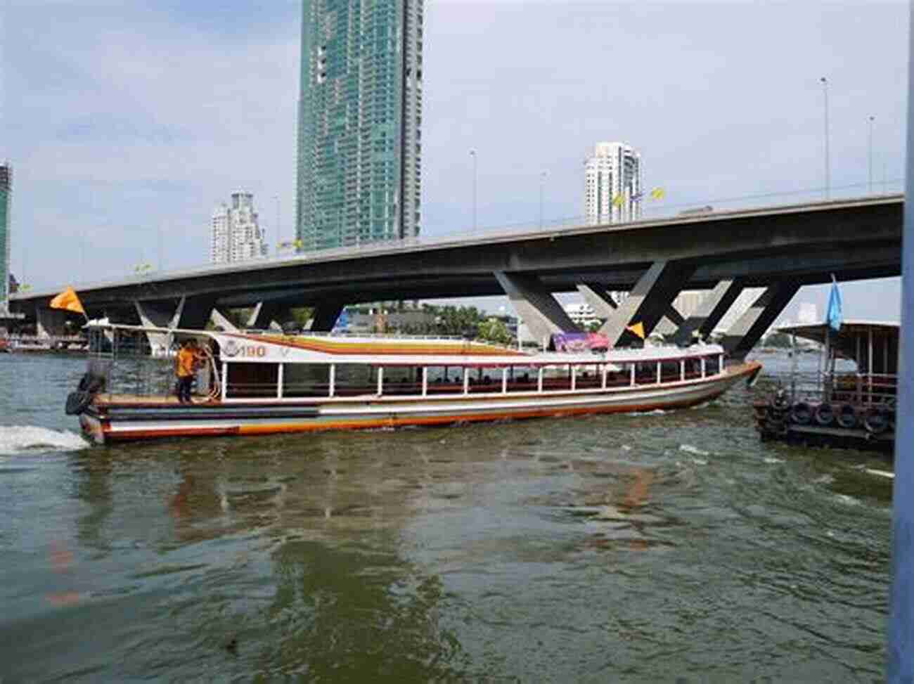 Chao Phraya River Boat An Easy Guide To Bangkok S Transportation In Thailand With 26 Photos Chao Phraya Express Boat