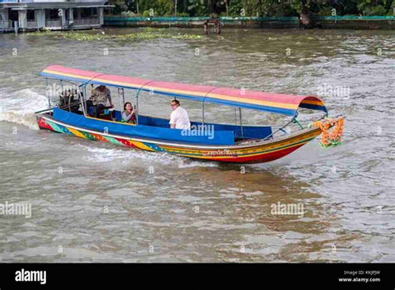 Chao Phraya River Taxi An Easy Guide To Bangkok S Transportation In Thailand With 19 Photos Trains