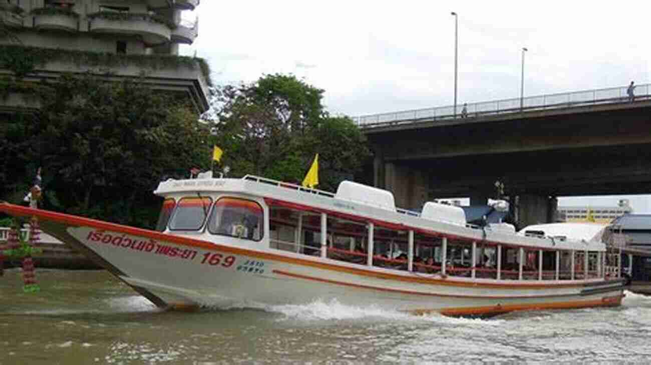 Ferry In Bangkok An Easy Guide To Bangkok S Transportation In Thailand With 26 Photos Chao Phraya Express Boat