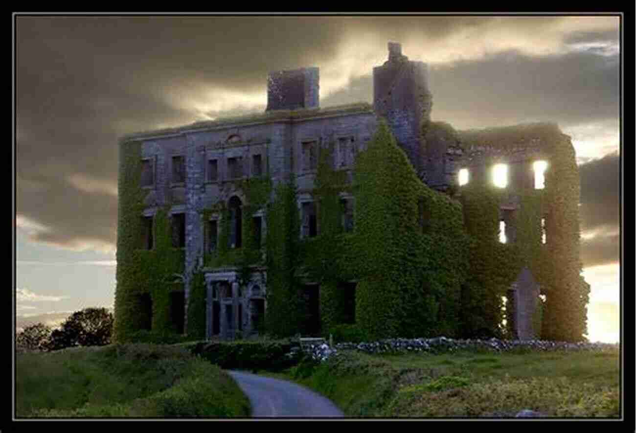 Hatley Castle: The Exterior Of The Volturi Headquarters Tour The Twilight Saga Two Vancouver British Columbia