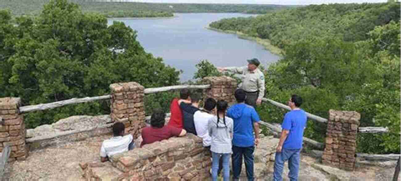 Lake Mineral Wells State Park Best Hikes Near Dallas/Fort Worth (Best Hikes Near Series)