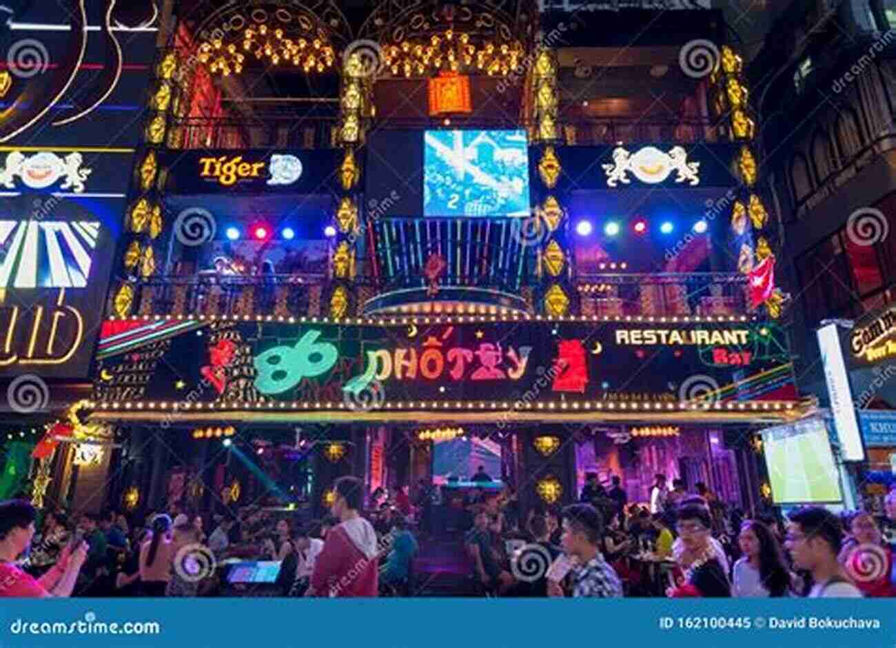 Nightlife In Ho Chi Minh City Vietnam: Ho Chi Minh City