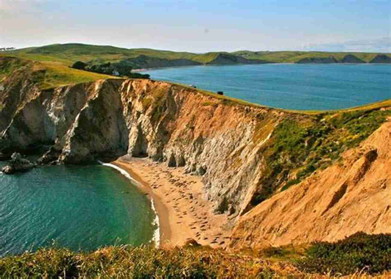 Point Reyes National Seashore, A Haven For Adventure Enthusiasts Point Reyes Complete Guide: The Complete Guide To The National Seashore Surrounding Area