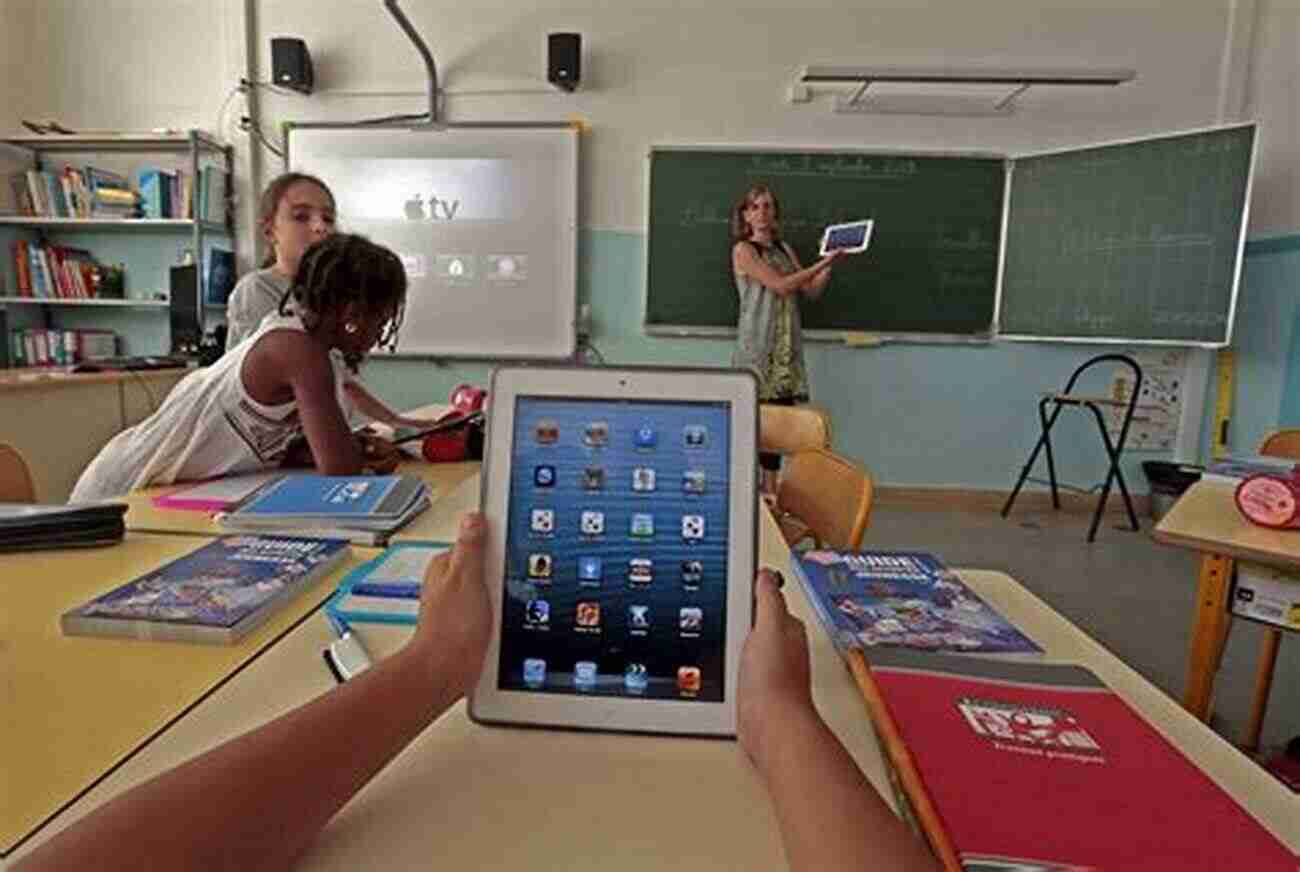 Students Using Digital Devices For Personalized Learning Computer Science Education: Perspectives On Teaching And Learning In School