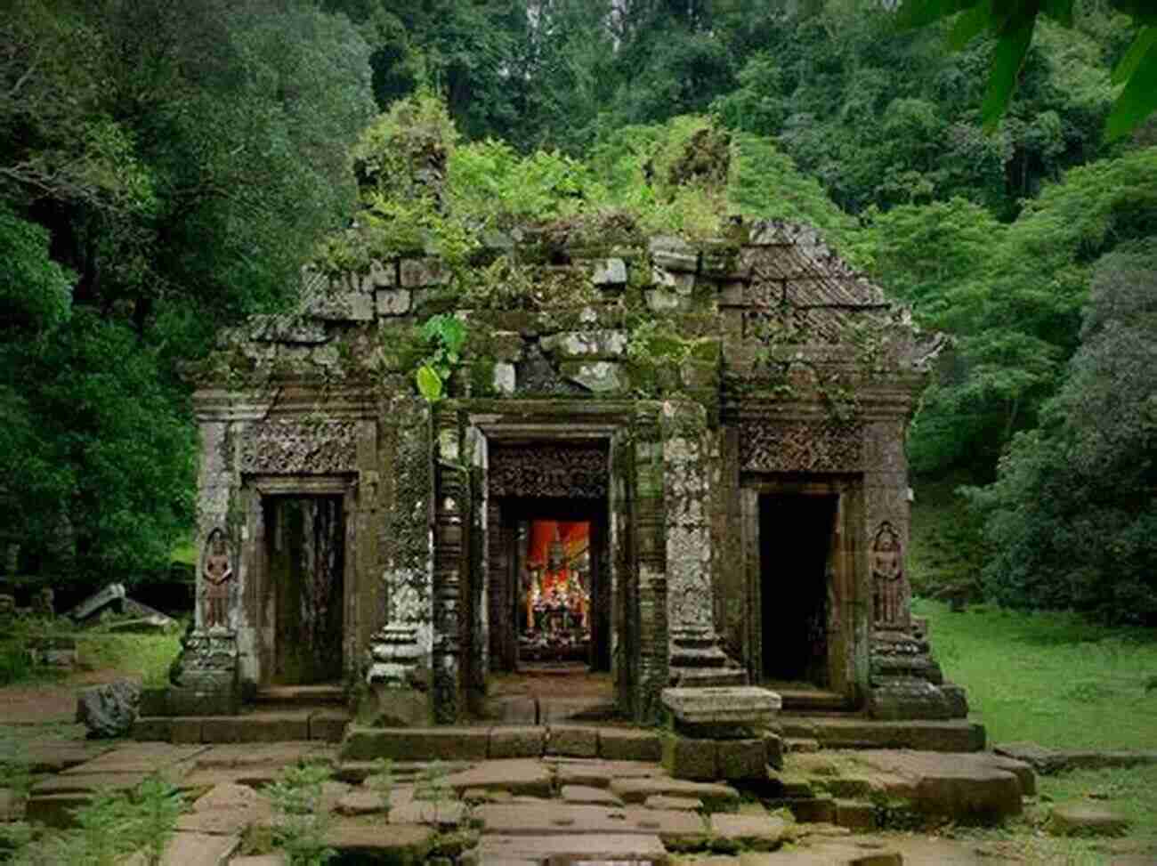 Ancient Temple Hidden Jungle The Cursed Temple: An Ennin Mystery #1