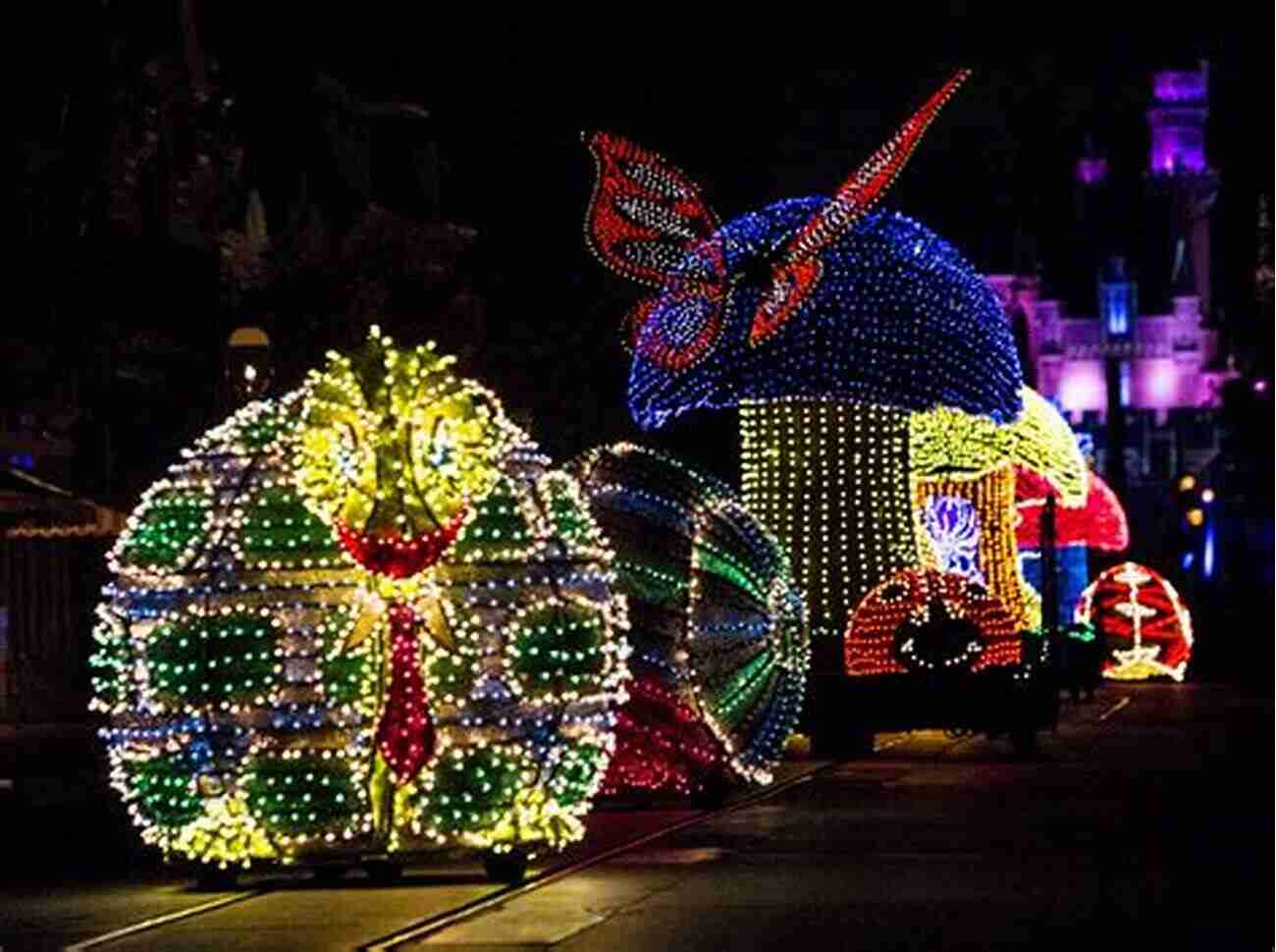 Main Street Electrical Parade Elijah S MiniGuide To Main Street U S A At Disneyland Paris: 2015